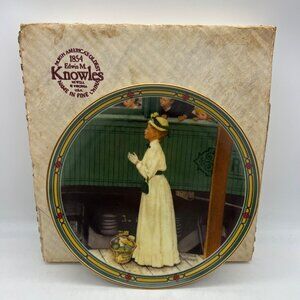 1986 Knowles Norman Rockwell Plate A Mother's Welcome 8.5" Bradex 84-R70-7.4